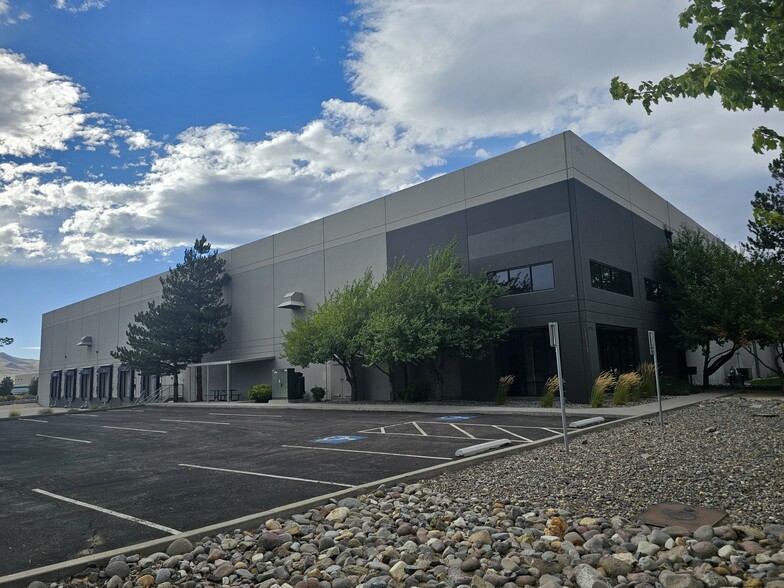 12755 Moya Blvd, Reno, NV for lease - Building Photo - Image 1 of 9