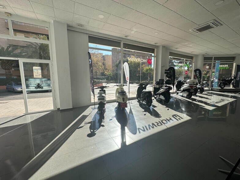 Retail in Elche for sale - Interior Photo - Image 2 of 5