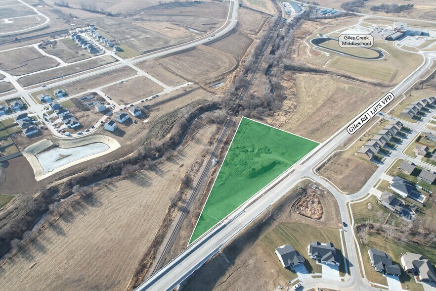 SWC 180th St & Giles Rd, Omaha, NE à vendre - Aérien - Image 2 de 4