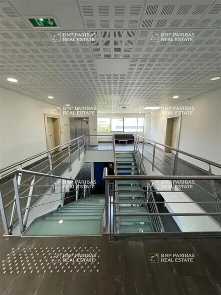 Office in Montpellier for sale - Interior Photo - Image 3 of 12