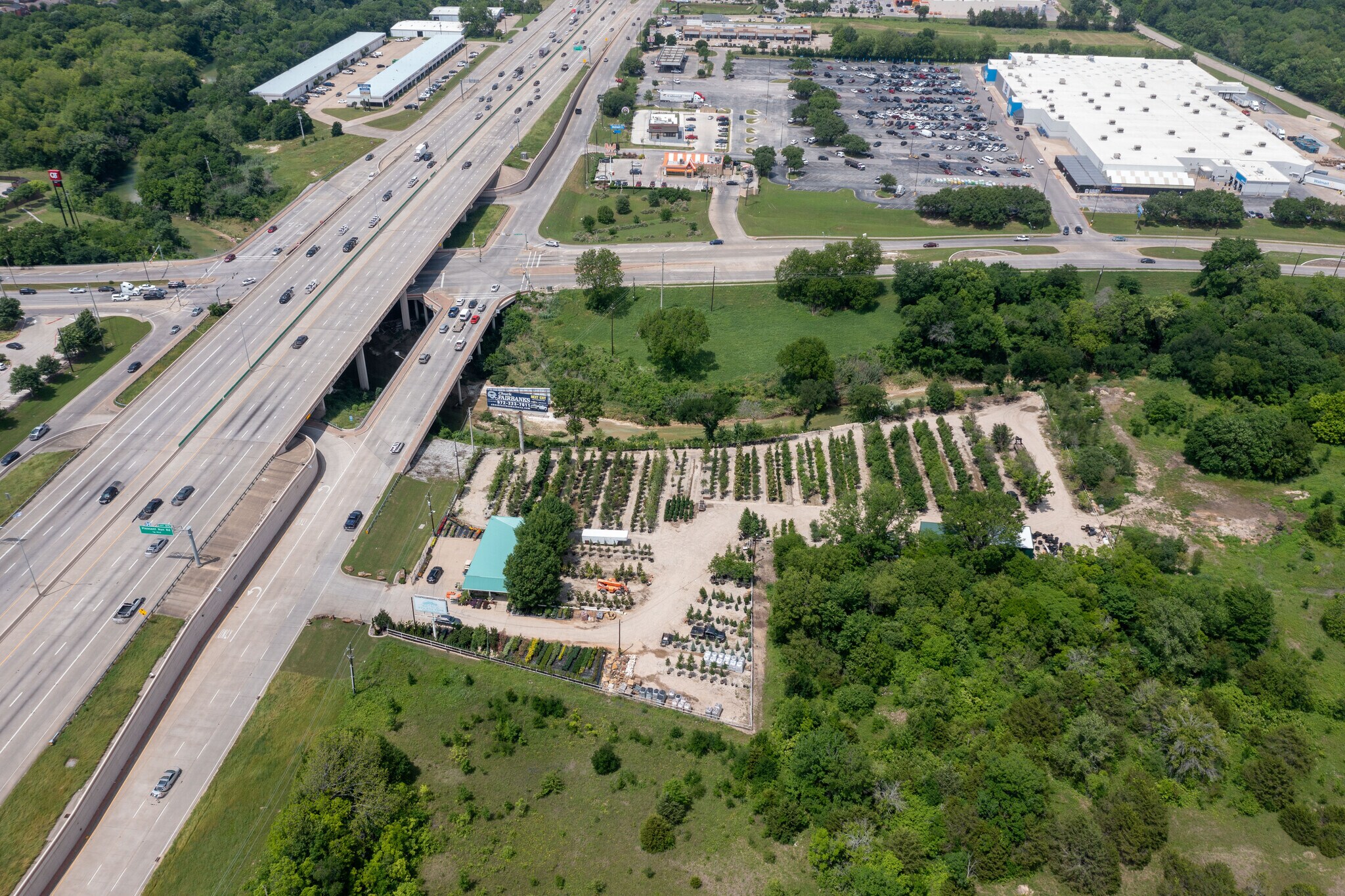 212 S Interstate 35 E, Lancaster, TX à vendre Photo du bâtiment- Image 1 de 11