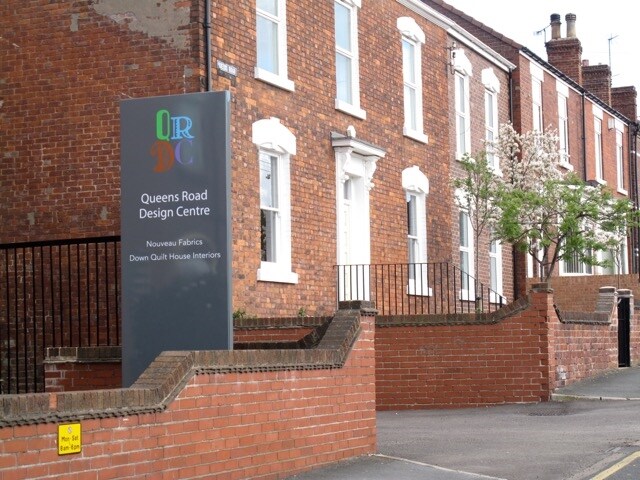 54-58 Queens Rd, Doncaster à louer - Photo du bâtiment - Image 2 de 7