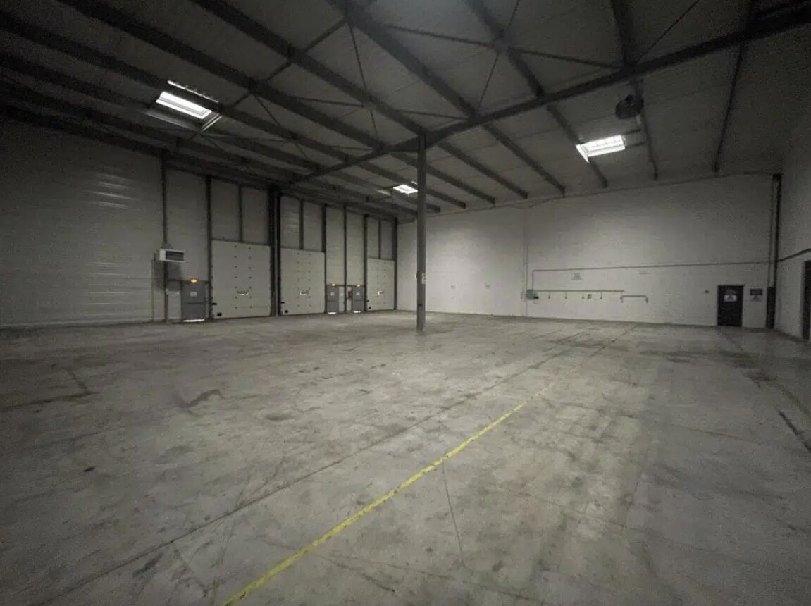 Flex in Moissy-Cramayel for lease Interior Photo- Image 1 of 12