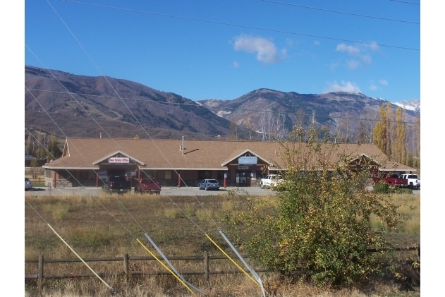 5460 E 2200 N, Eden, UT for lease - Building Photo - Image 2 of 4