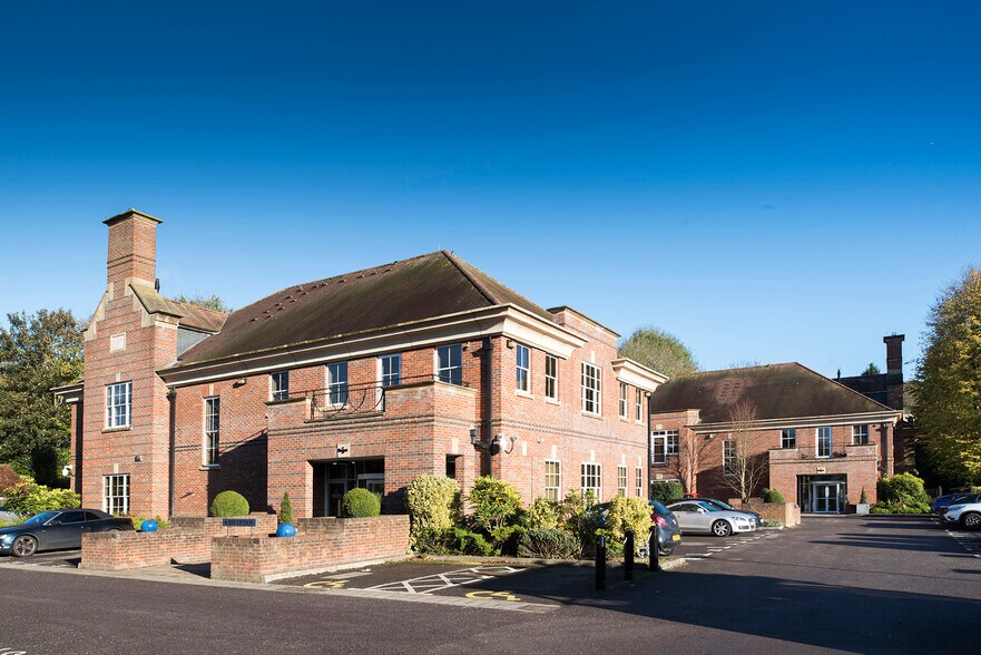 The Broadway, Amersham à louer - Photo du bâtiment - Image 1 de 2