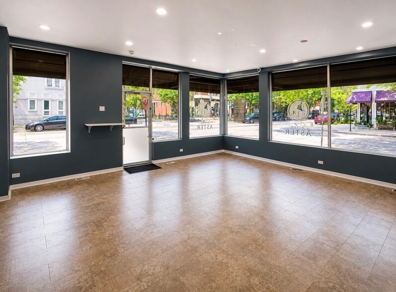 2815-2825 N Southport Ave, Chicago, IL for lease - Building Photo - Image 2 of 4