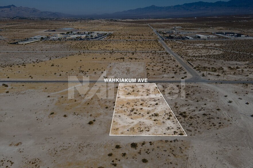 1811 Wahkiakum ave, Pahrump, NV à vendre - Aérien - Image 3 de 4