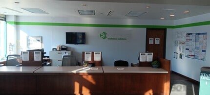 801 N Barstow St, Waukesha, WI for lease Interior Photo- Image 2 of 5