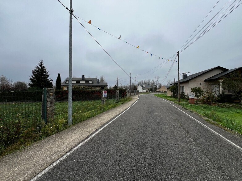 la, 7, Carracedelo, León à vendre - Photo du bâtiment - Image 1 de 3