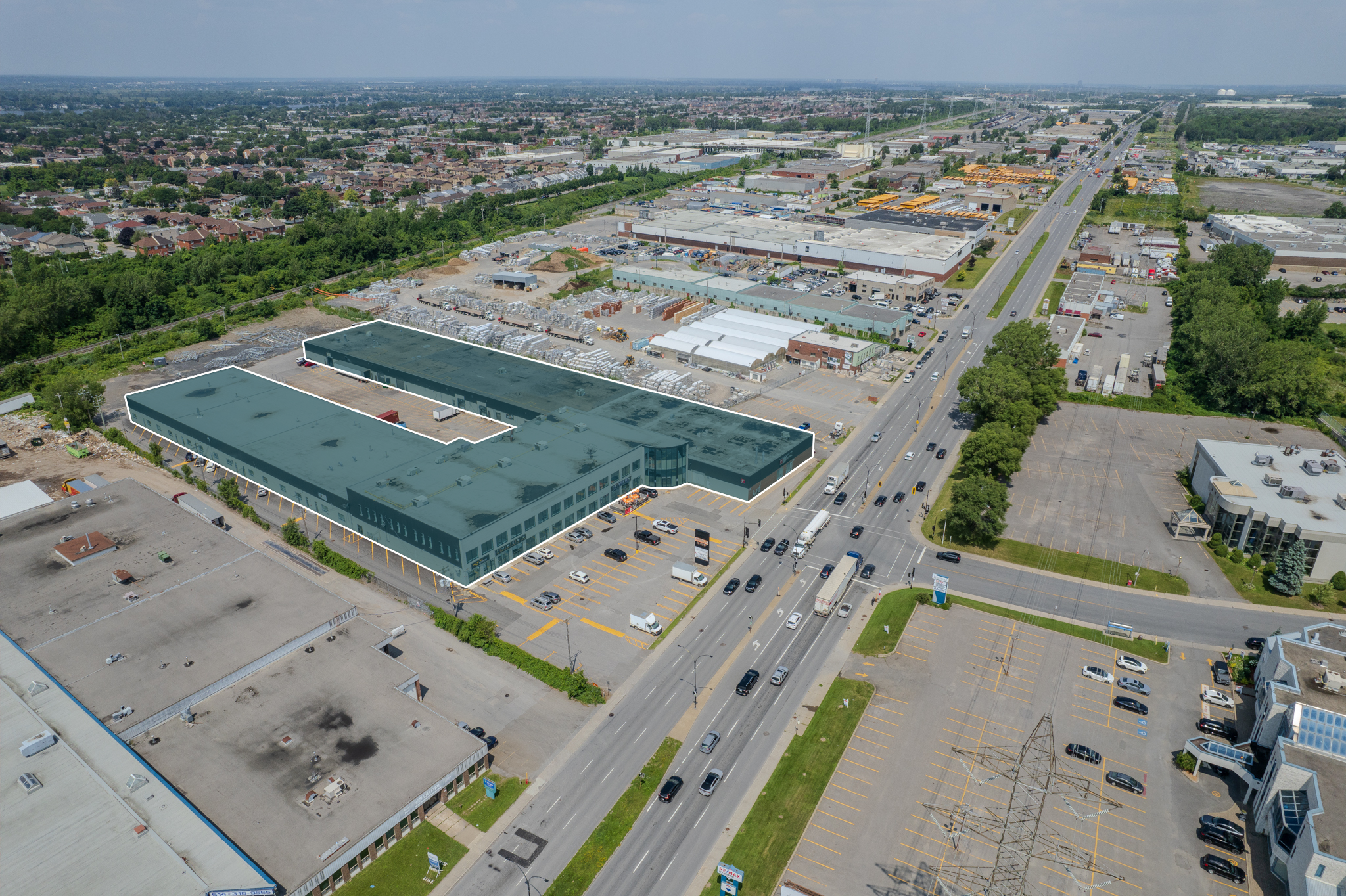 7527-7583 Boul Henri-Bourassa E, Montréal, QC for lease Aerial- Image 1 of 19