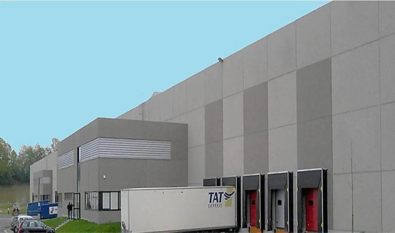 Industrial in Marly-la-Ville for lease Primary Photo- Image 1 of 6