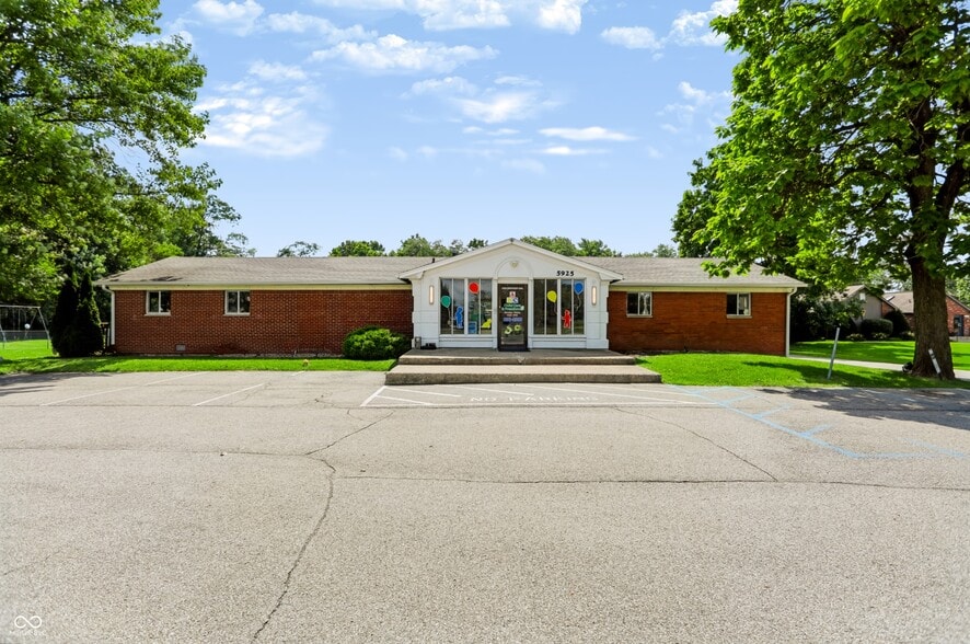 5925 Kentucky Ave, Indianapolis, IN for sale - Building Photo - Image 1 of 31