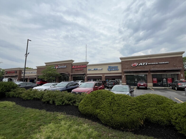 1642 Olive Branch Parke Ln, Greenwood, IN for lease - Building Photo - Image 2 of 9