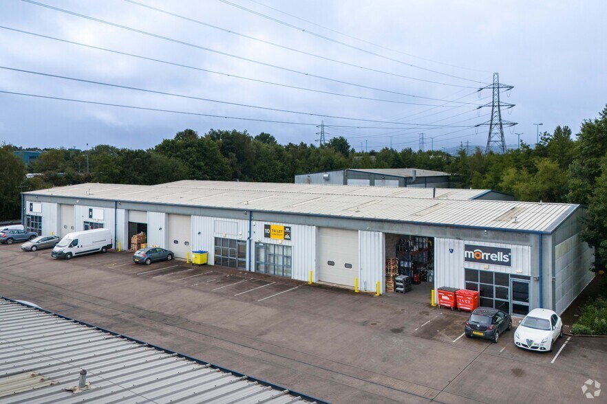 Golds Hill Way, Tipton à louer - Photo du bâtiment - Image 2 de 2