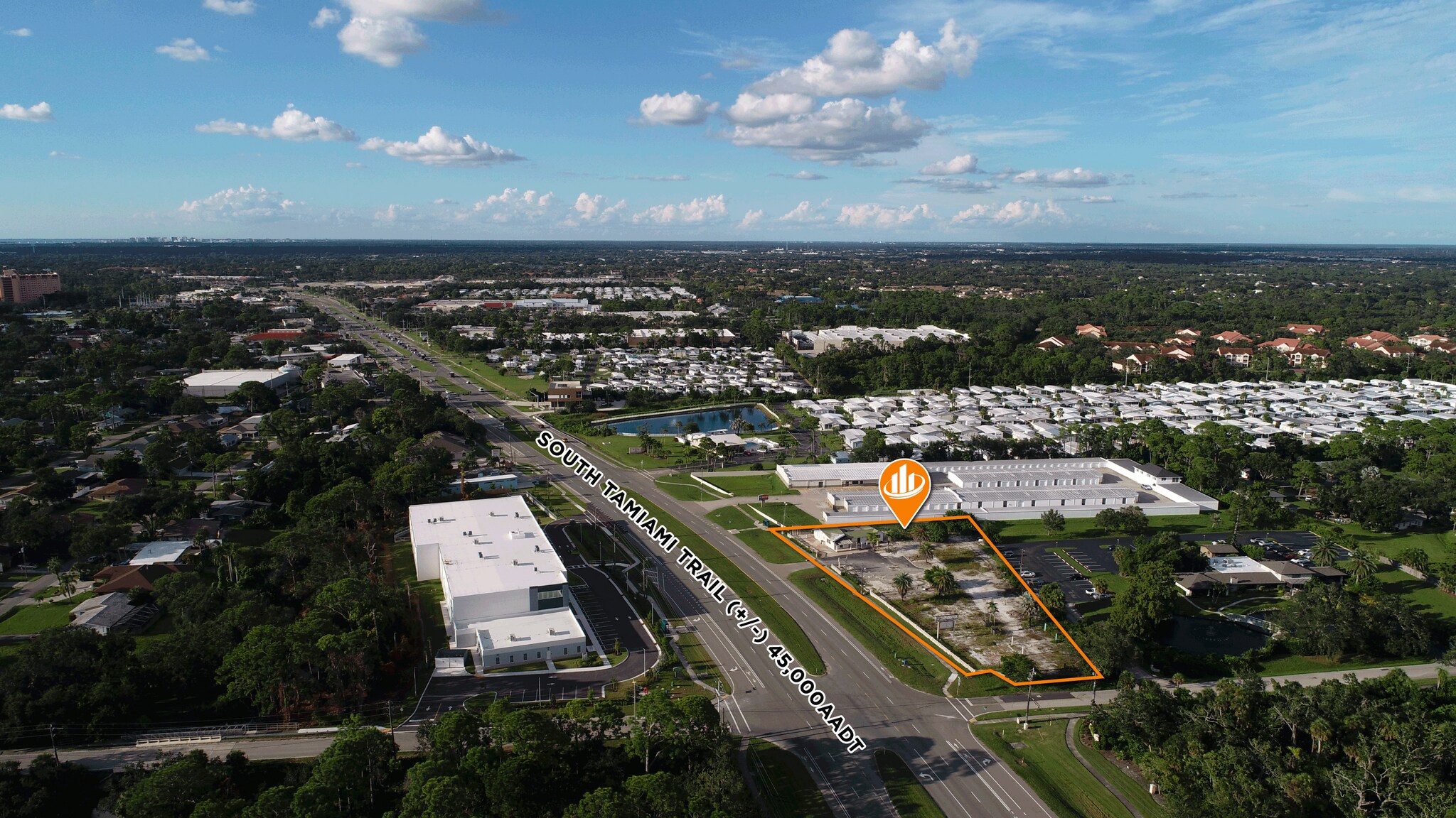 8927 S Tamiami Trl, Sarasota, FL à vendre Photo du bâtiment- Image 1 de 4