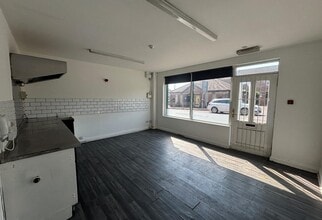 9-11 Bradley St, Uttoxeter for lease Interior Photo- Image 2 of 2