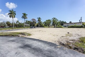 Plus de détails pour 579 E Elkcam Cir, Marco Island, FL - Terrain à louer