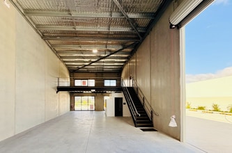 3 Decora Drive, Jilliby for lease Interior Photo- Image 1 of 3