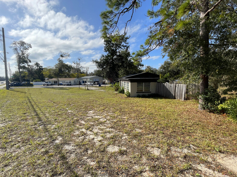 1222 Saint Johns Bluff Rd N, Jacksonville, FL à vendre - Photo du bâtiment - Image 2 de 6