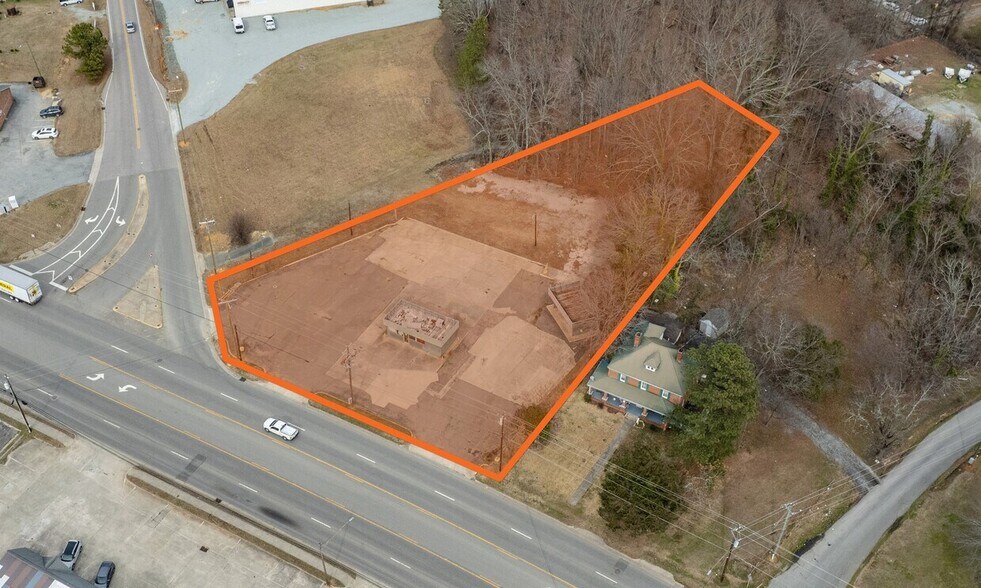 804 Durham Rd, Roxboro, NC à vendre - Photo du bâtiment - Image 3 de 10