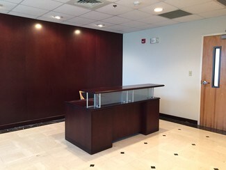 Plus de détails pour 2810 16th St, Hickory, NC - Bureau à louer