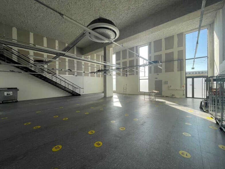 31 Rue Paul Duvivier, Lyon for lease - Interior Photo - Image 3 of 6