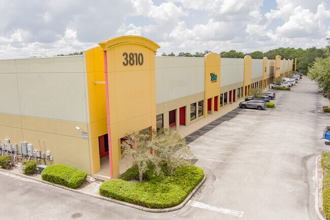 Plus de détails pour 3810 Drane Field Rd, Lakeland, FL - Local d'activités, Industriel à louer