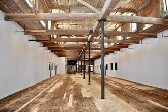 610 Elm St, McKinney, TX for lease Interior Photo- Image 1 of 2