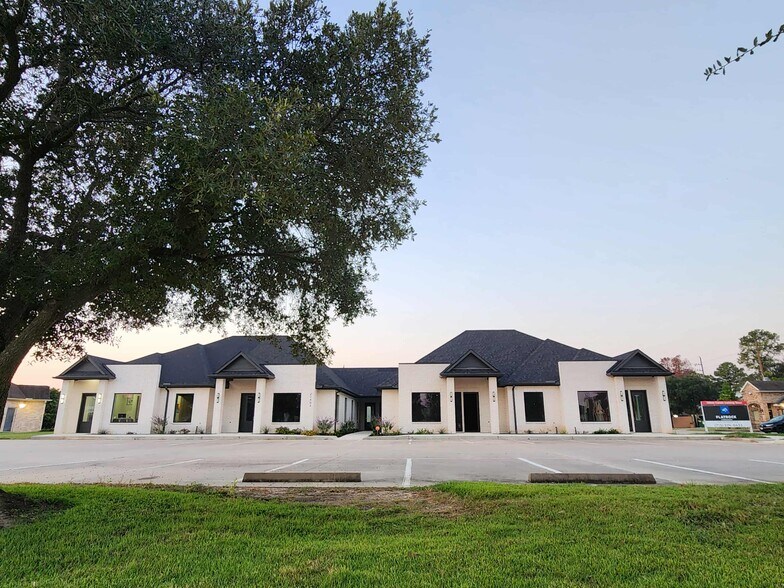 21404 Provincial, Katy, TX à louer - Photo du bâtiment - Image 1 de 17