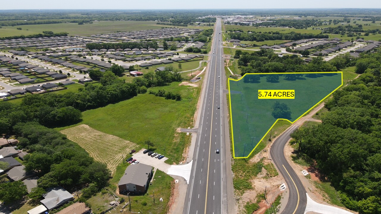 US-77 & S 8th, Noble, OK à vendre Photo principale- Image 1 de 6