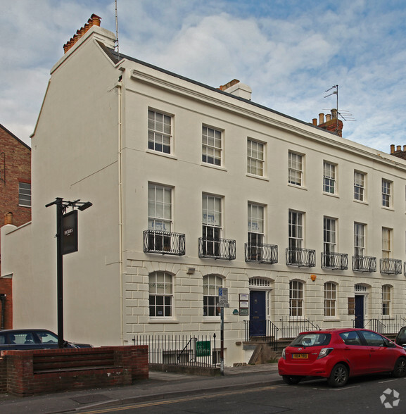 Regent St, Cheltenham à vendre - Photo principale - Image 1 de 1