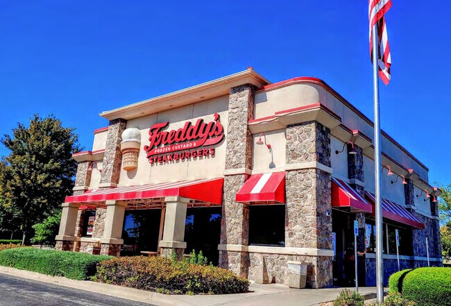 More details for 11775 S Black Bob Rd, Olathe, KS - Retail for Sale