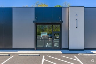 1 Electronics Dr, Hamilton, NJ for lease Building Photo- Image 2 of 12