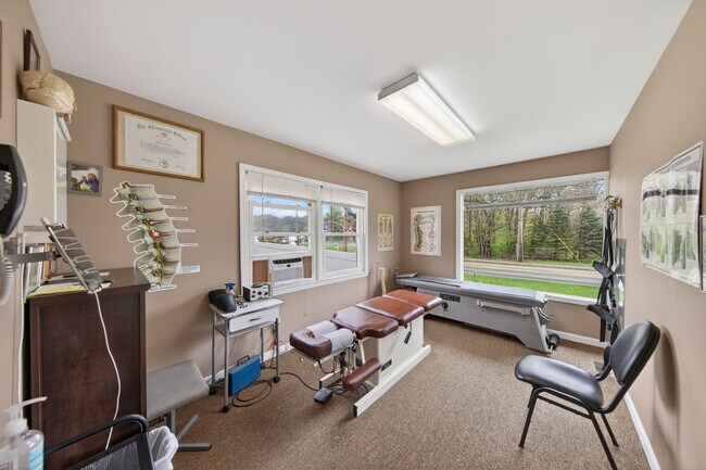 Plus de détails pour 187 Breakneck Rd, Highland Lakes, NJ - Commerce de détail à vendre