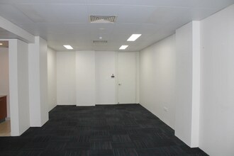 13-19 Hogben Street, Kogarah à louer Photo intérieure- Image 2 de 2