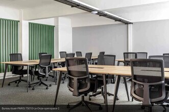 11 Rue Des Petites Ecuries, Paris for lease Interior Photo- Image 2 of 6