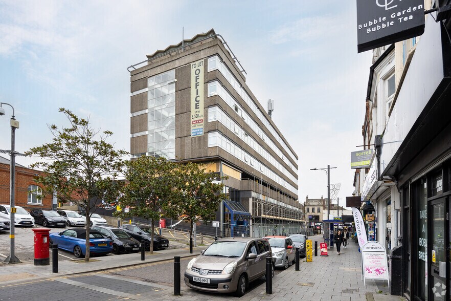 117 High St, Southend On Sea à louer - Photo du bâtiment - Image 2 de 2