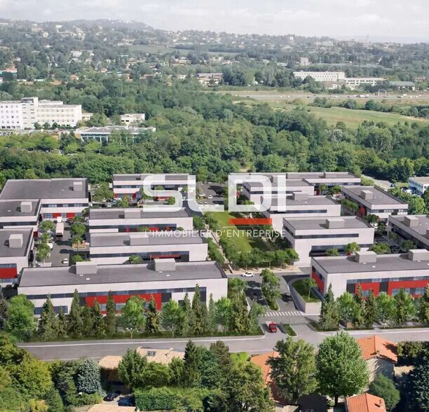 Flex dans Dardilly à louer - Photo du bâtiment - Image 2 de 16