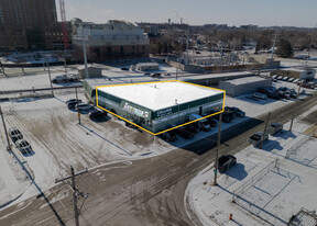 Retail and Warehouse Space For Lease - Entrepôt