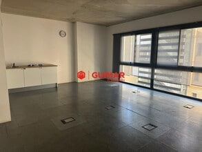 Bureau dans Barcelone, Barcelona à louer Photo intérieure- Image 1 de 10