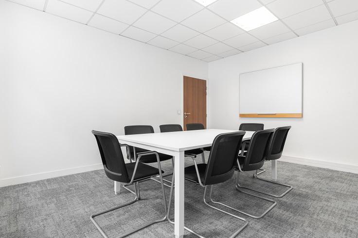 57 Rue D'Amsterdam, Paris à louer - Photo du bâtiment - Image 3 de 21