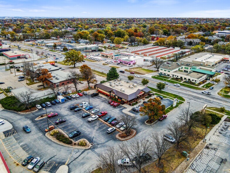 633 N 48th St, Lincoln, NE for lease - Aerial - Image 2 of 5