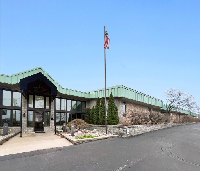 1900-1940 Craigshire Dr, Saint Louis, MO à vendre - Photo du bâtiment - Image 2 de 10