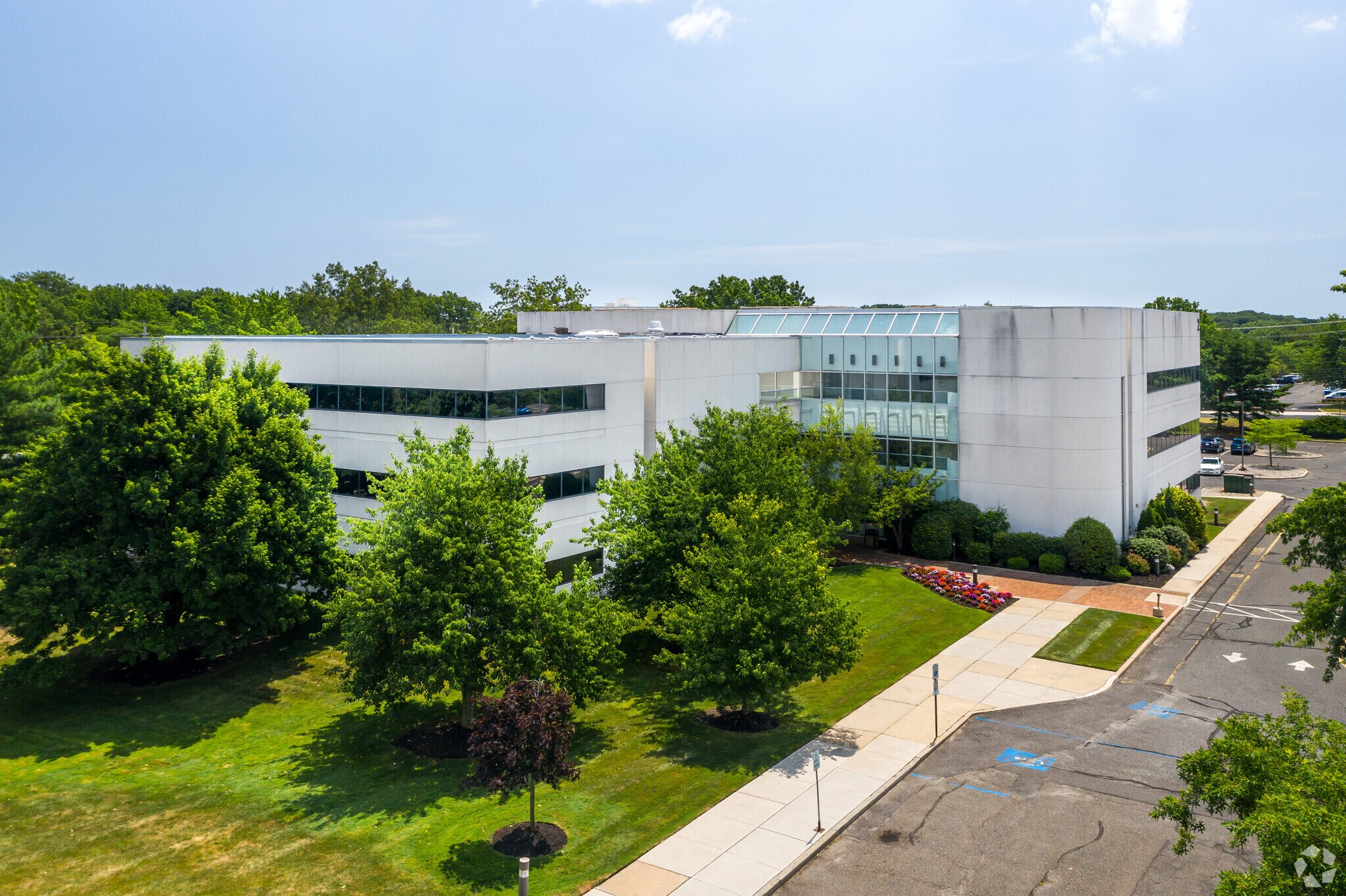 2 Industrial Way W, Eatontown, NJ for lease Primary Photo- Image 1 of 5