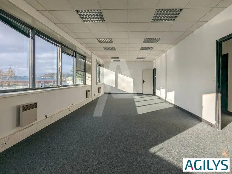 Bureau dans Palaiseau à vendre - Photo intérieure - Image 3 de 9