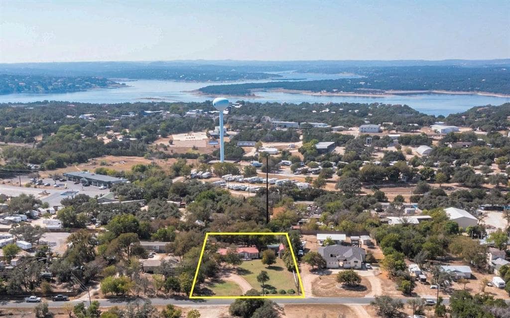 15711 La Hacienda Dr, Austin, TX for sale Building Photo- Image 1 of 2