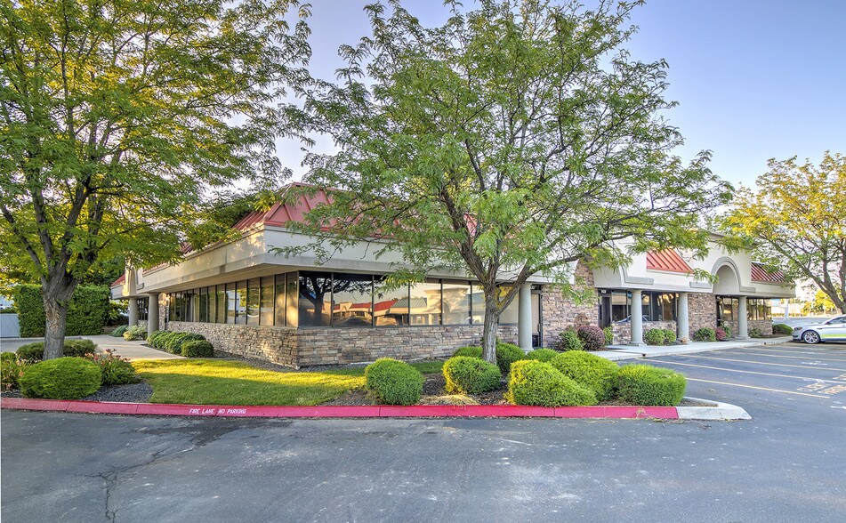 9422-9434 Fairview Ave, Boise, ID à louer - Photo du bâtiment - Image 1 de 2