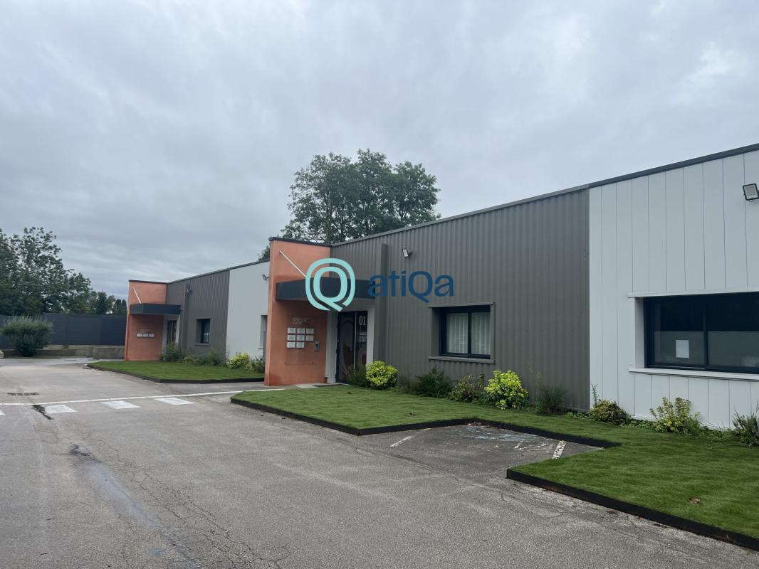Office/Medical in Chalon-sur-Saône for lease Building Photo- Image 1 of 7