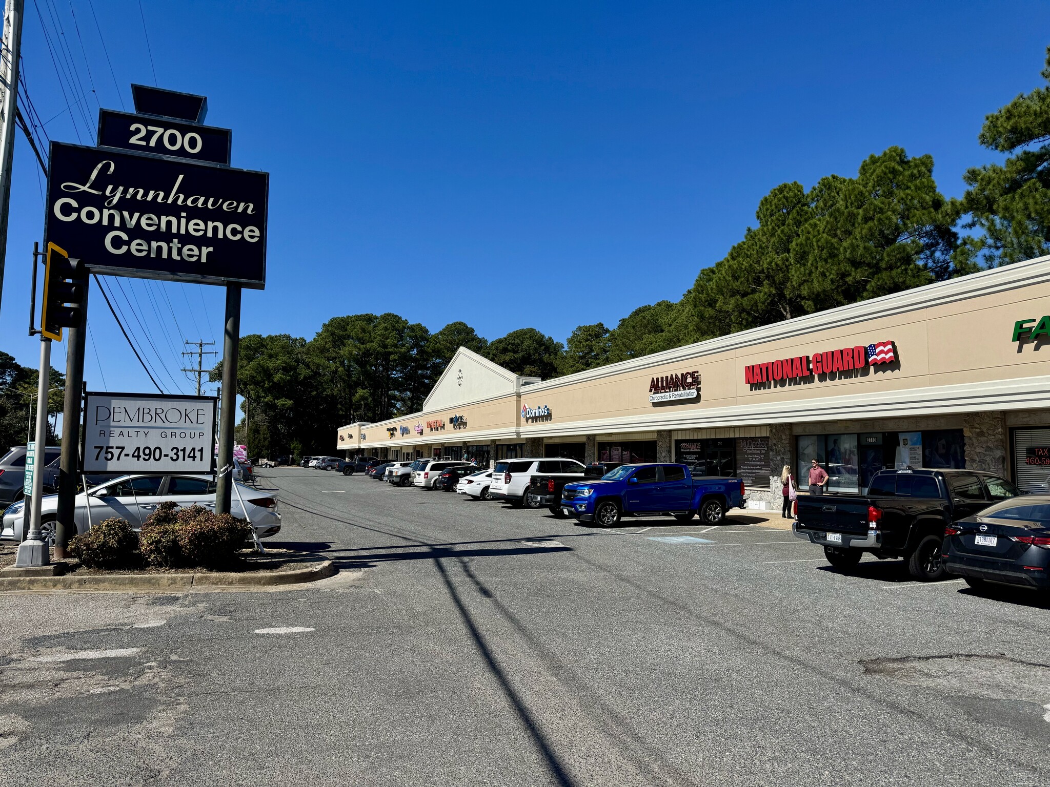 2740-2762 Virginia Beach Blvd, Virginia Beach, VA for lease Primary Photo- Image 1 of 11