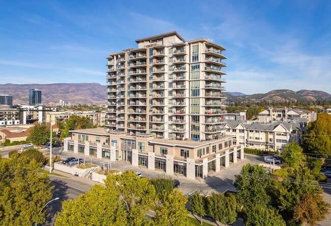 More details for 2040 Springfield Rd, Kelowna, BC - Multifamily for Sale